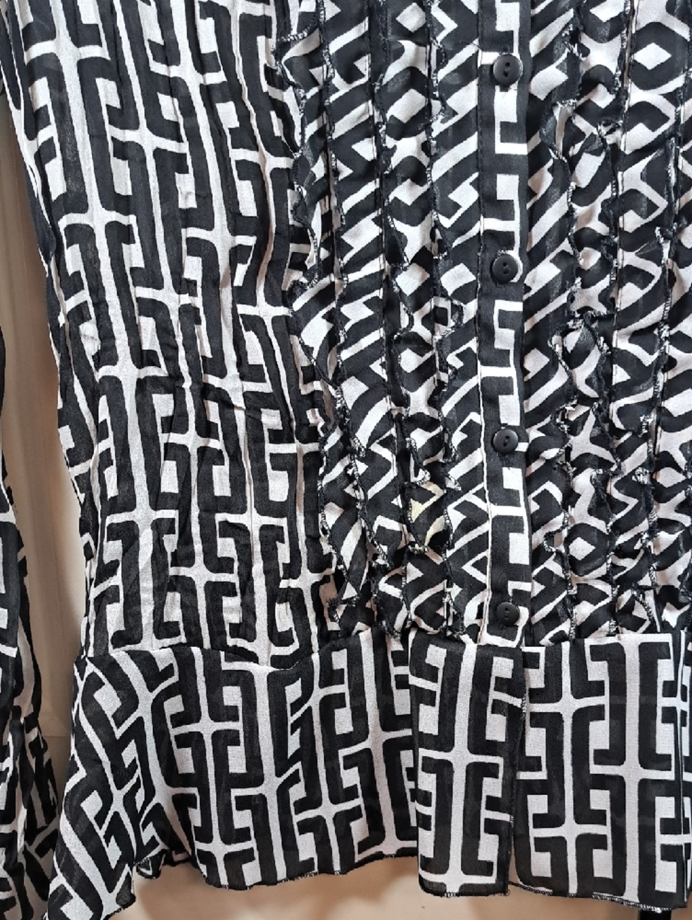 Worthington Black & White Geometric Ruffle Front Blouse - Picture 3 of 7